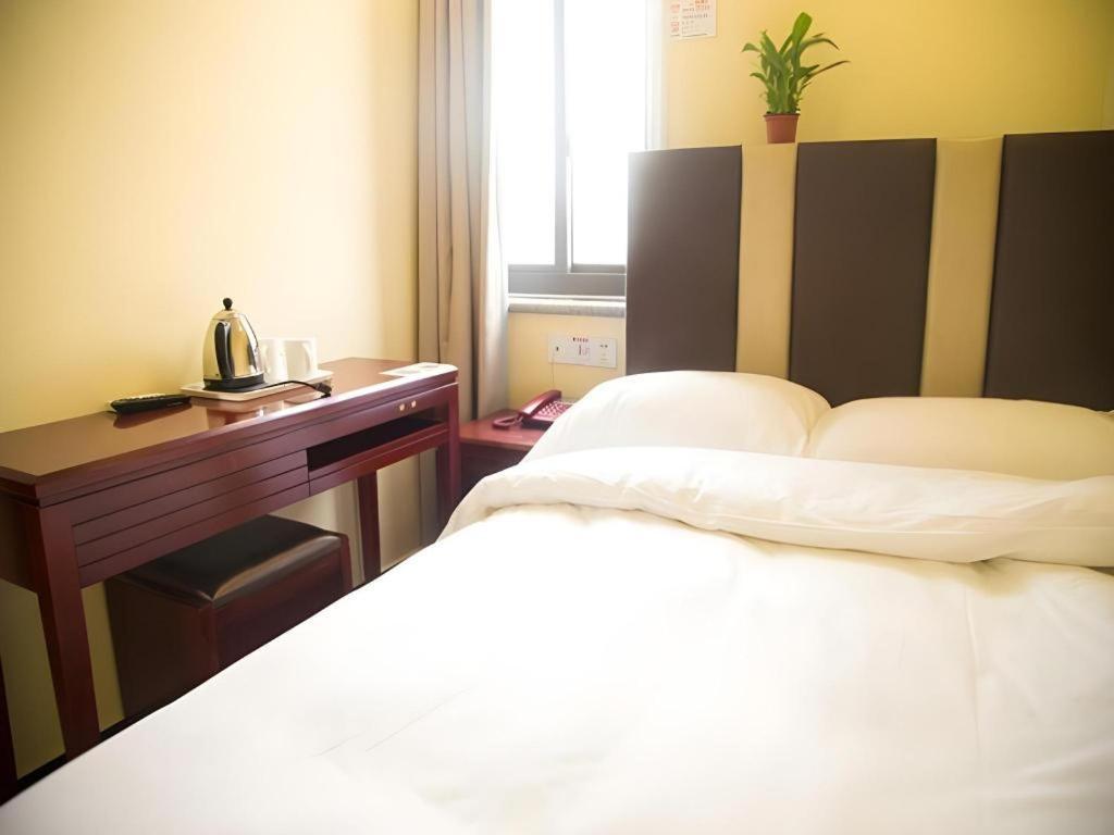 Shell Baoshan Meilanhu Luosheng Road 2*