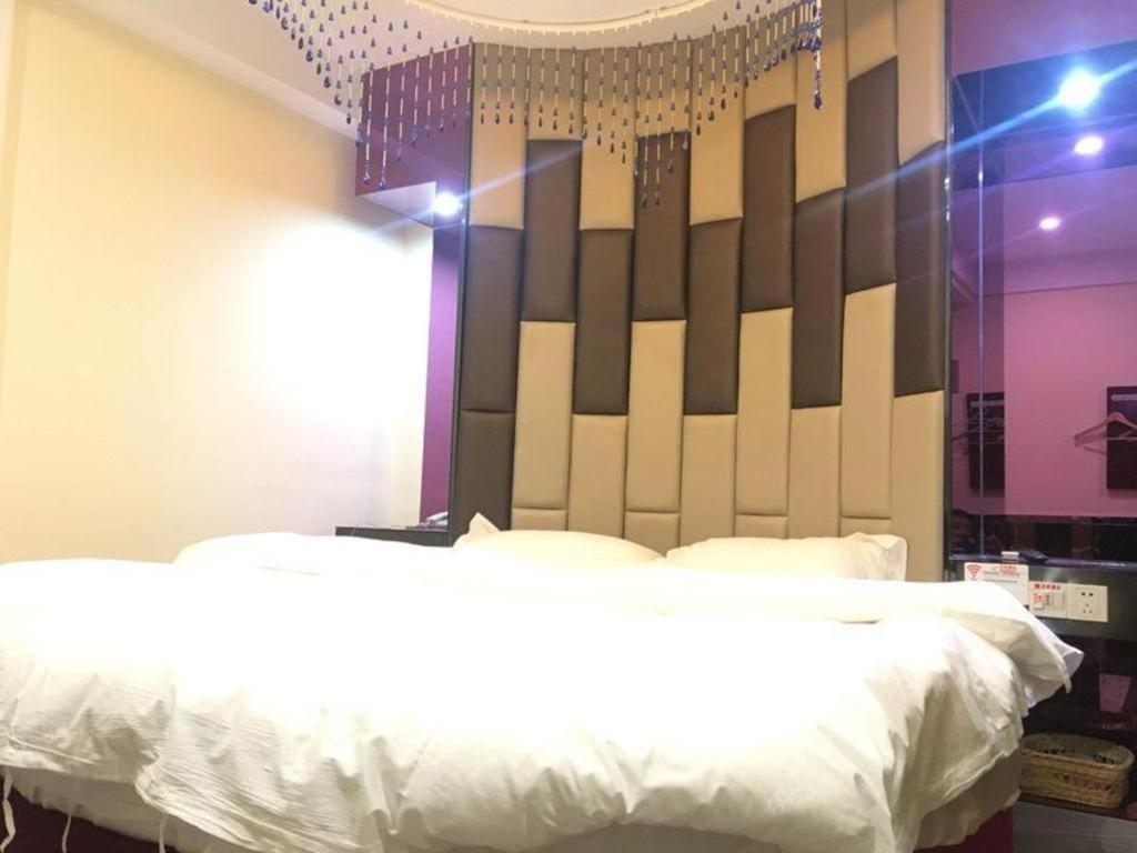 Shell Baoshan Meilanhu Luosheng Road Hotel