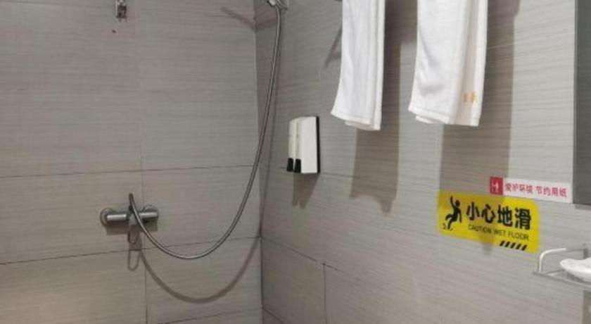 Hotel Shell Baoshan Meilanhu Luosheng Road 2*